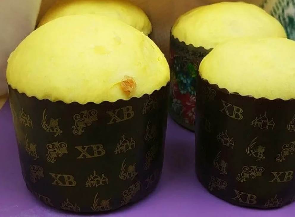 Кулич украшенный Кулич украшенный